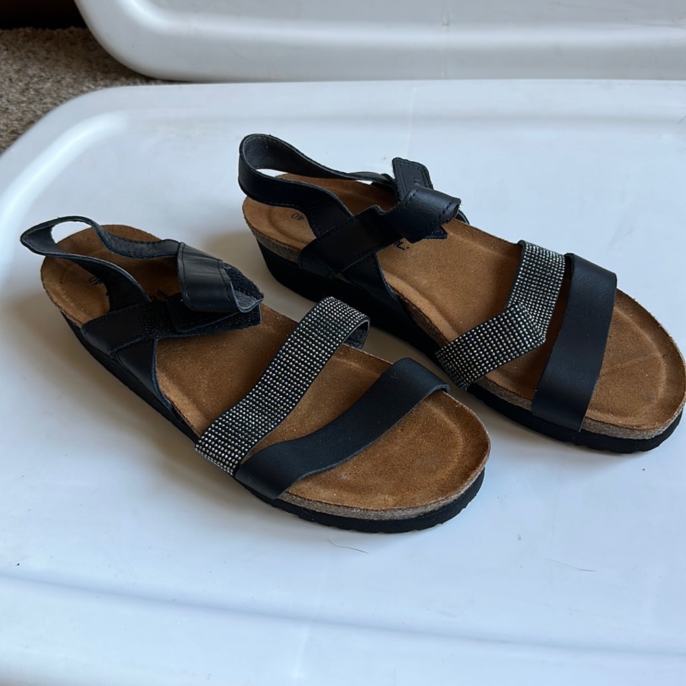 Naot sandals